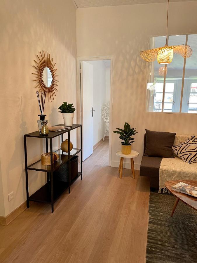 Appartement Aux Pieds Du Palais Des Papes. 亞維農 外观 照片